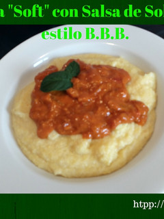 Una foto de Polenta soft con salsa de sobrasada