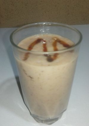 A picture of Date and Pineapple Smoothie by Ogechukwu Mbanugo.