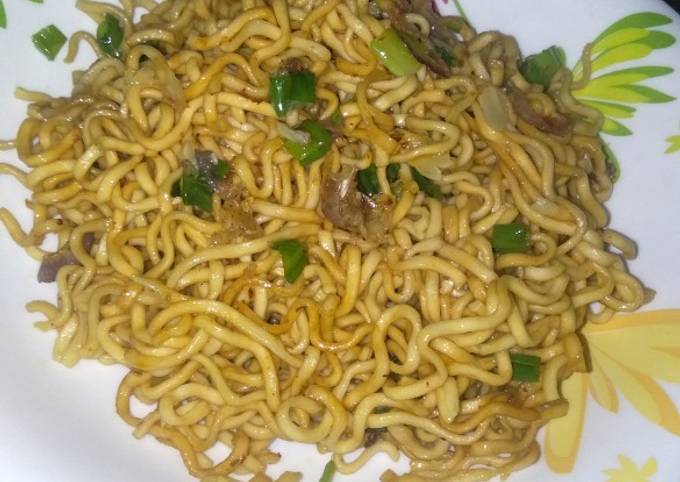 Bagaimana Membuat Mi goreng sederhana Anti Gagal