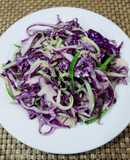 Salad dưa leo, bắp cải tím trộn sốt mè rang