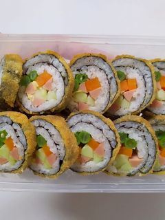 Hình của món Kimbap chiên xù.