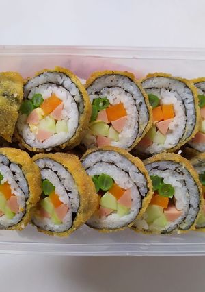 Hình của món Kimbap chiên xù.