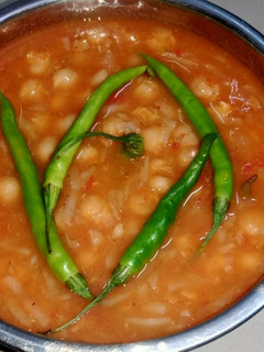 चटपटे छोले (chatpate chole recipe in Hindi) रेसिपी मुख्य फोटो