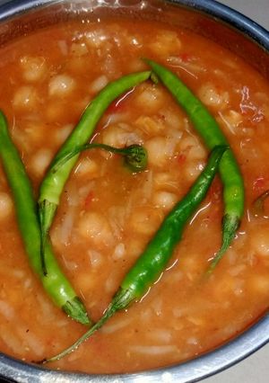 चटपटे छोले (chatpate chole recipe in Hindi) रेसिपी मुख्य फोटो