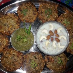 Sabuddana tikki with coriander and peanuts mix chutney and sabuddana badam rabdi A picture of Sabuddana tikki with coriander and peanuts mix chutney and sabuddana badam rabdi.