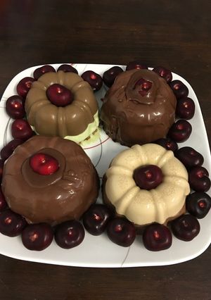 Hình của món Bánh mousse sô cô la, cà phê & Trà Xanh...
