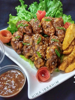A picture of Korean Chicken Wings with Honey Garlic Sauce.