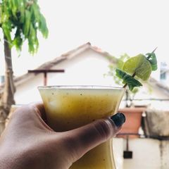 A picture of Raw mango juice.