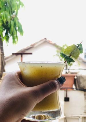 A picture of Raw mango juice.