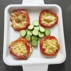 A picture of Tomato with Egg.