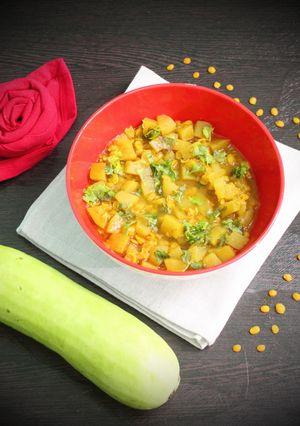 A picture of Dudhi chana dal sabji.