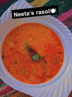 दही वाले आलू मटर (dahi wale aloo matar recipe in Hindi) रेसिपी मुख्य फोटो