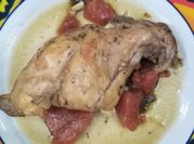 Una foto de carne de conejo