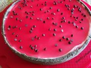 Una foto di dolce con yogurt greco e anguria