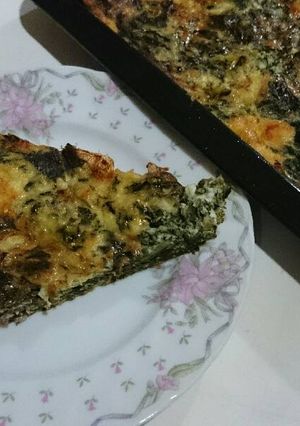Foto resep Omelet bayam panggang with cheese and smoke beef (spinach cheese combo with smoke beef)