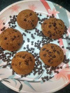 சாக்கோசிப் குக்கீஸ் (Choco chips cookies recipe in tamil) செய்முறை முக்கிய புகைப்படம்