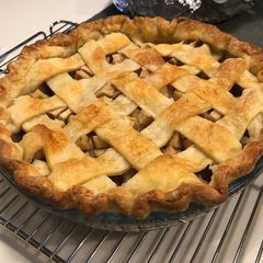 A picture of Binging with Babish Apple Pie.