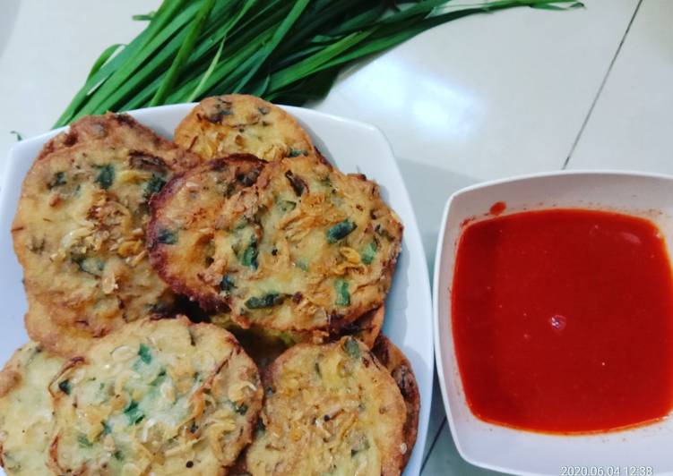  Resep  Bakwan  Kucai Pontianak  oleh Bikinan si Venny Cookpad