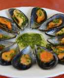 Mejillones a la plancha con Mojo Verde
