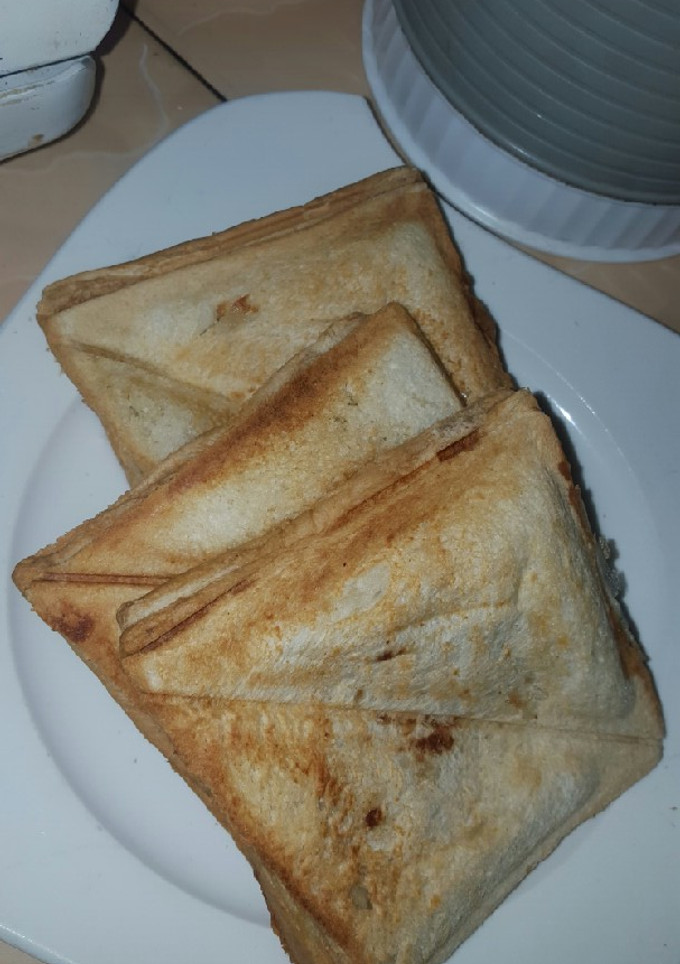 A picture of Toasted bread.
