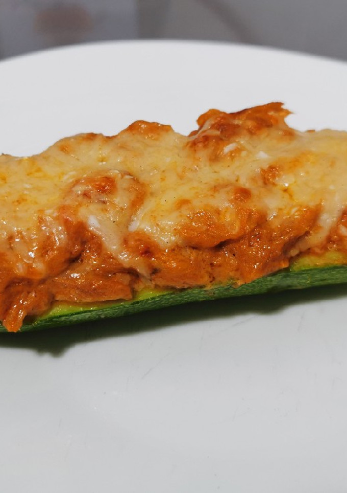 Una foto de Calabacines rellenos de atún🥒