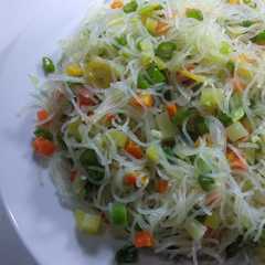 รูปของ Sayur campur khas manado