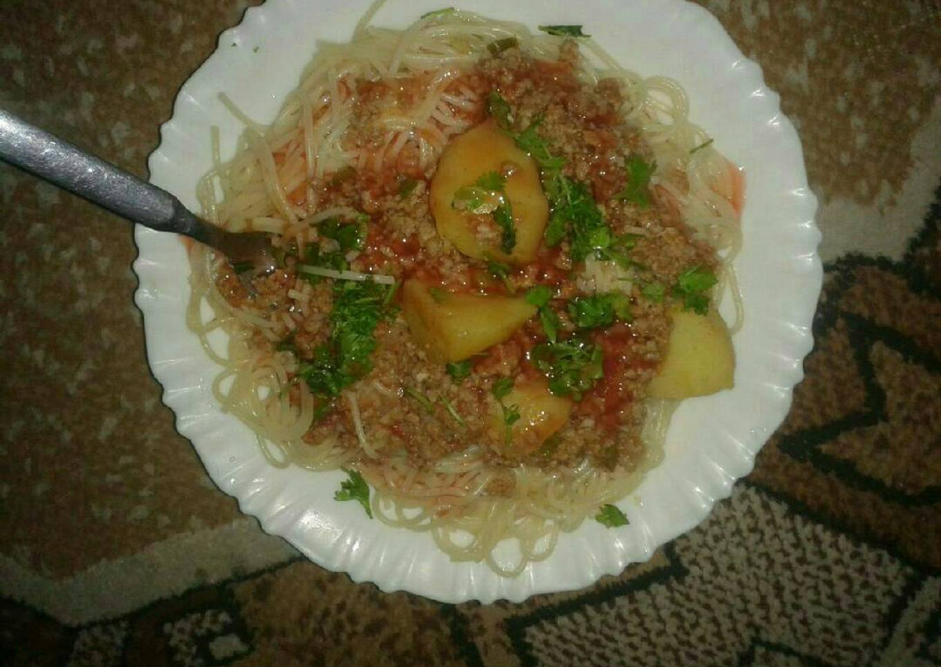 Spaghetti,minced meat potatoes