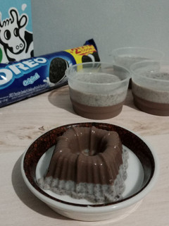 Foto resep 738) Puding Susu Oreo