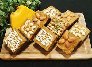 รูปของ บราวนี่ฟักทอง/บราวนี่ฟักทองเพื่อสุขภาพ Pumpkin Brownies Healthy