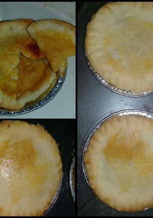 A picture of Chicken Peri-Peri Pies.