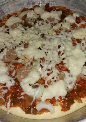 Foto resep Pizza Rumahan di panggang di atas kompor