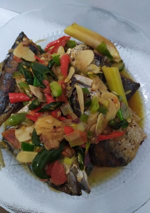 Foto resep Ikan Gembung Tumis Iris-Iris