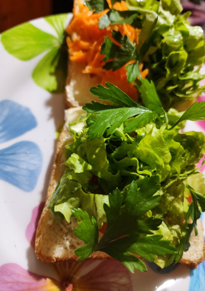 Una foto de Bocadillo con lechuga!