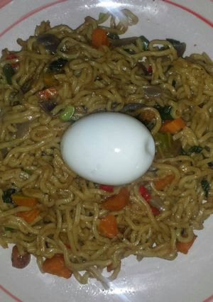 A picture of Noodles.