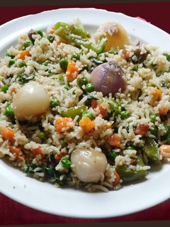 வெஜ்ஜி வ்ரைட் சாதம் (Veggie fried saatham recipe in tamil) செய்முறை முக்கிய புகைப்படம்