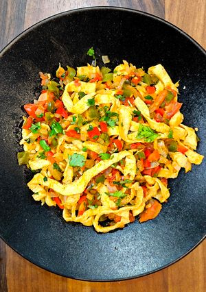 عکسی از دستور اسپاگتی تخم مرغ (Egg spaghetti)