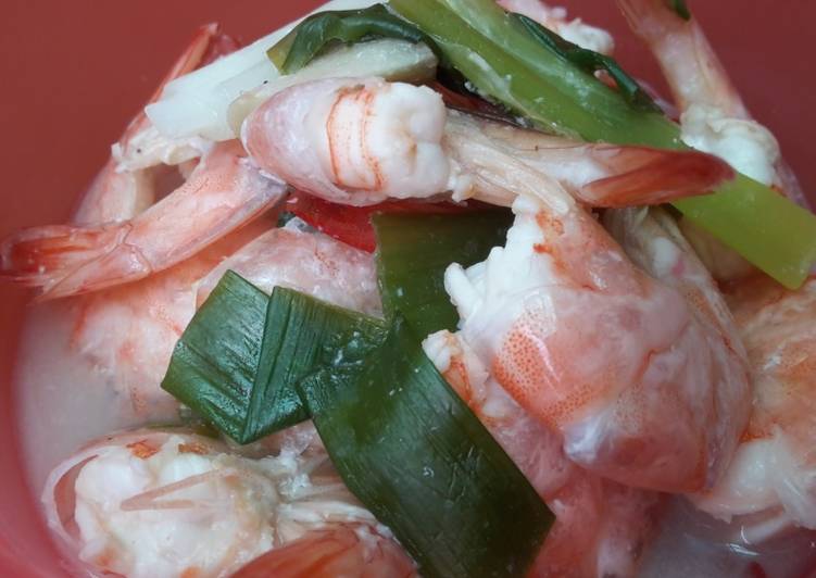 Cara Gampang Membuat Sup Udang Kukus Praktiss, Lezat