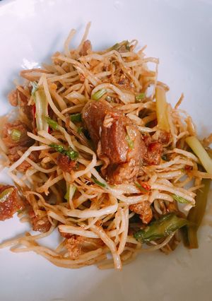 รูปของ หอมชู หมูกรอบ