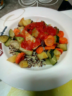 Una foto de Quinoa con verduras