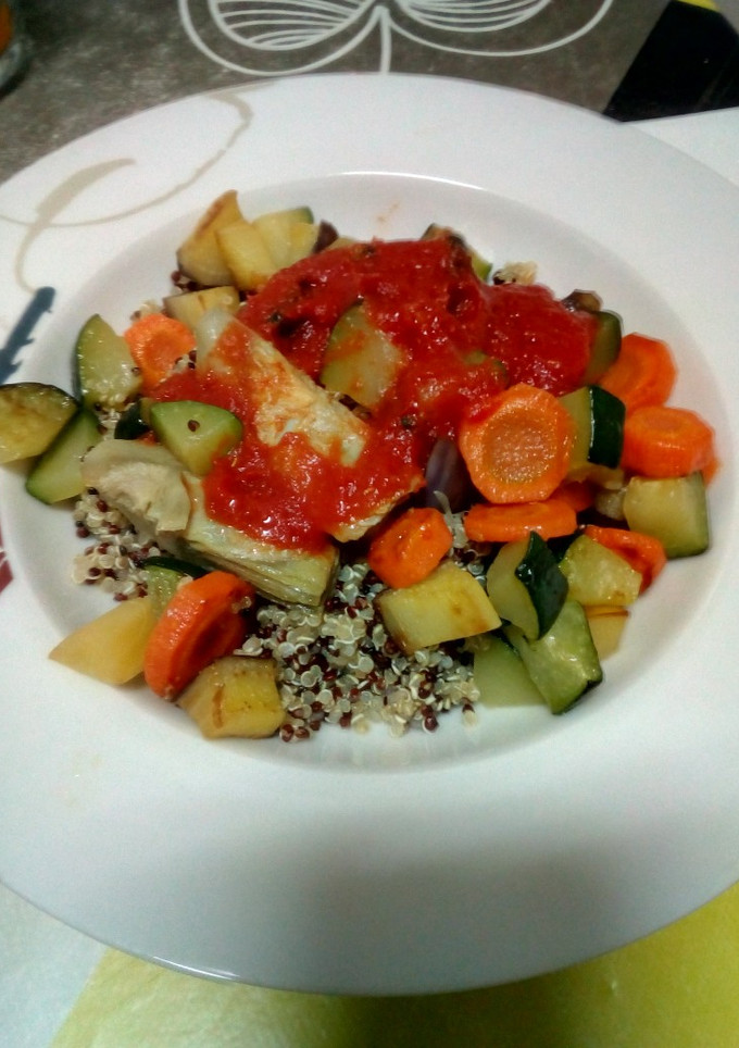 Una foto de Quinoa con verduras