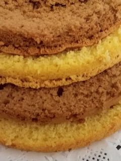 Una foto de Bizcocho dos colores 👩🍳🍰