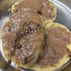 Banut pancake A picture of Banut pancake.