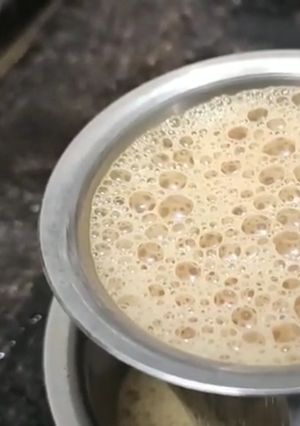 பாரம்பரிய கருப்பட்டி தேநீர் (Karuppatti theneer recipe in tamil) செய்முறை முக்கிய புகைப்படம்