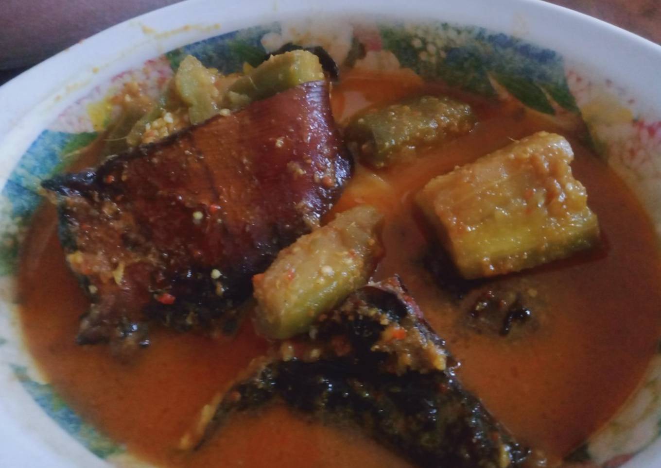 Cara Gampang Membuat Mangut ikan asap + terong yang Sempurna