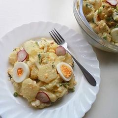A picture of Creamy spicy Potatoes Salad.
