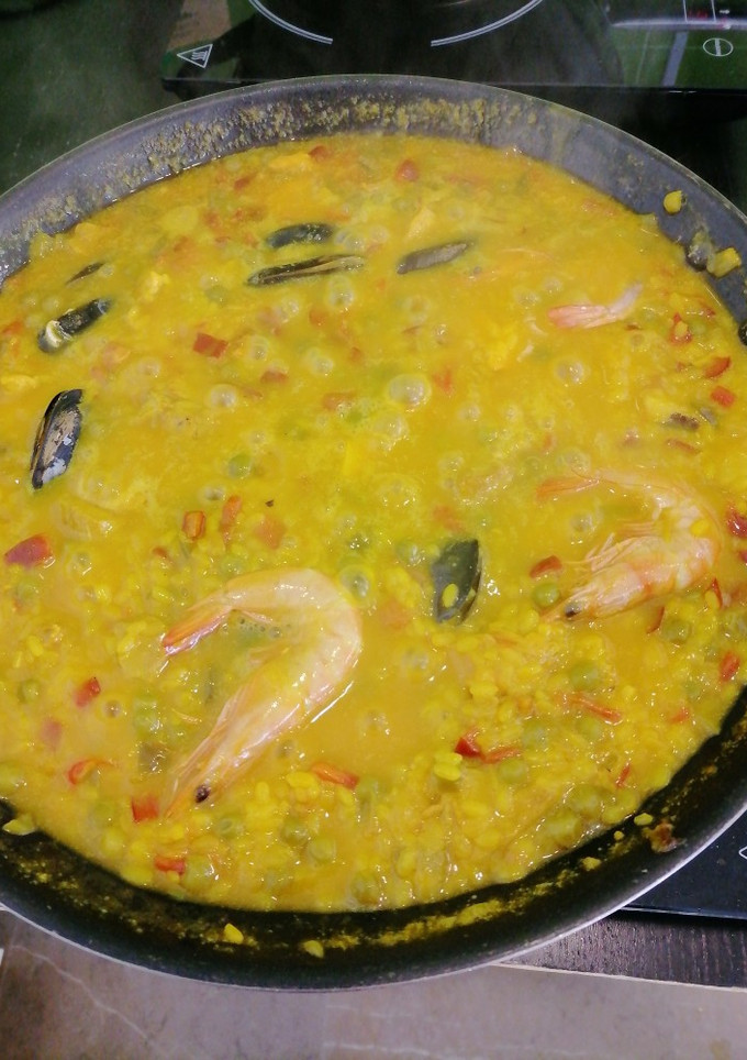 Una foto de La paella