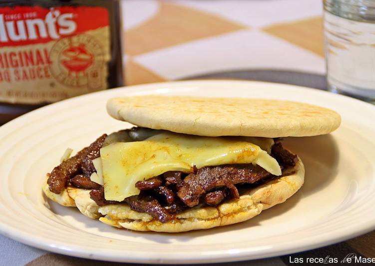 Bocadillo de ternera barbacoa