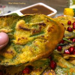 A picture of Non- Fried Healthy Palak or Spinach Chaat.