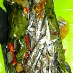 A picture of Pepes ikan asin endesss.