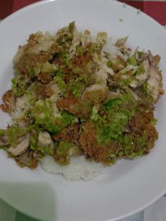 Foto resep Sambal Ijo untuk Ayam Geprek (Sambal Hijau Geprek)